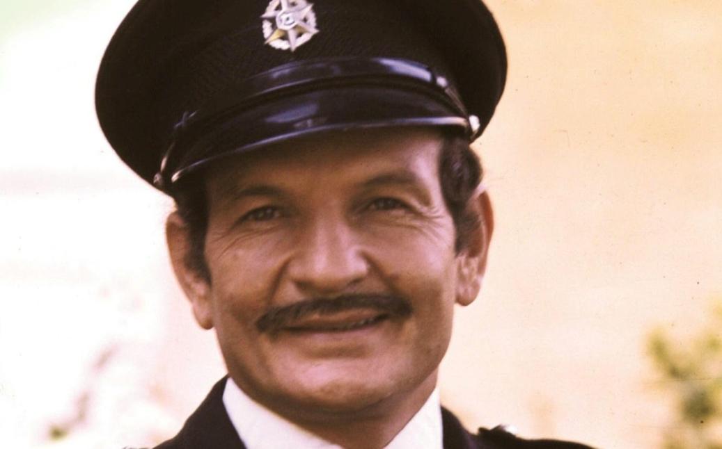 תמונה מהסרט השוטר אזולאי