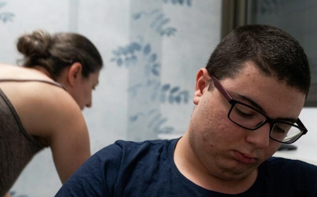 תמונה מהסרט לא רואים על איתי